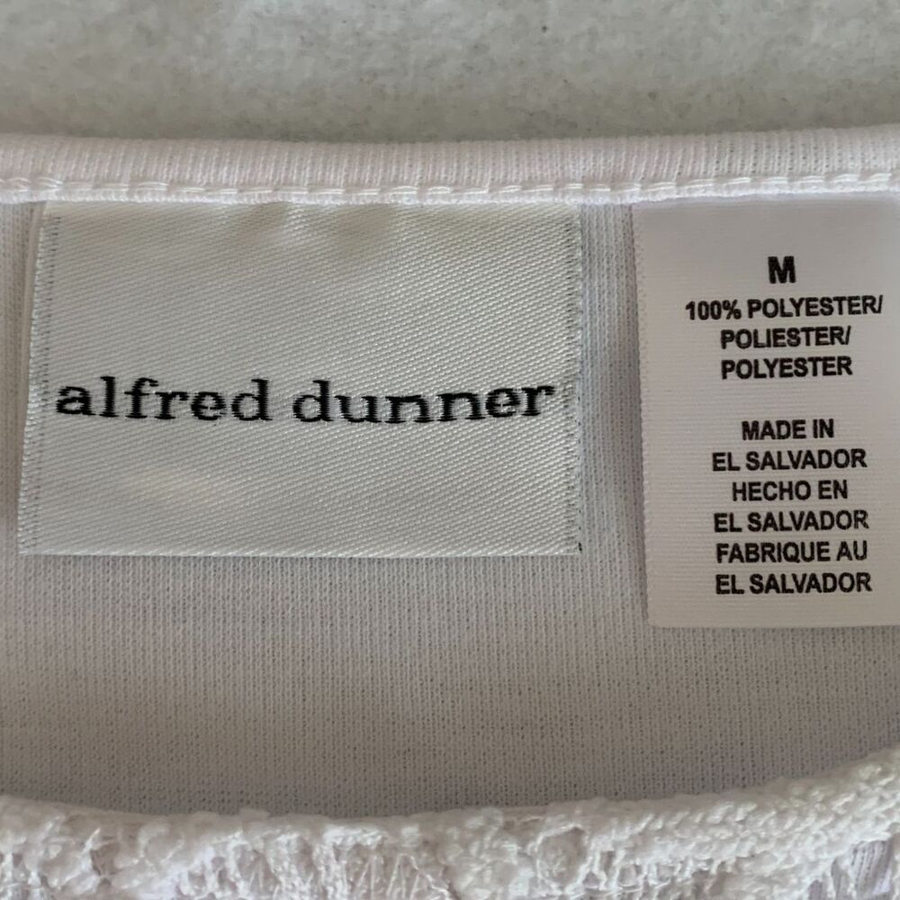 Alfred Dunner Women’s White Lace Short Sleeve Blouse Size M Floral Pattern Polye - Picture 7 of 9